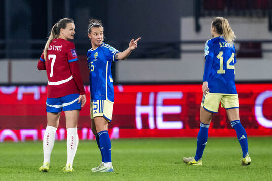 Milica Mijatovic of Serbia and Julia Zigiotti Olme of Sweden