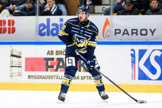 HV71s Oscar Engsund