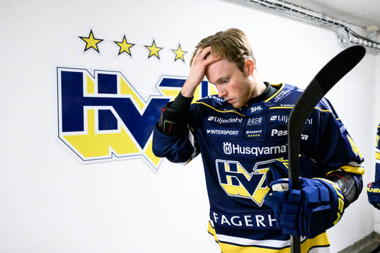 HV71s Oskar Stål-Lyrenäs