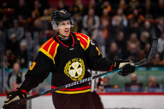 Brynäs Oskar Lindblom deppar