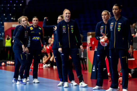 Kristin Thorleifsdottir, Sofia Hvenfelt, Clara Lerby and