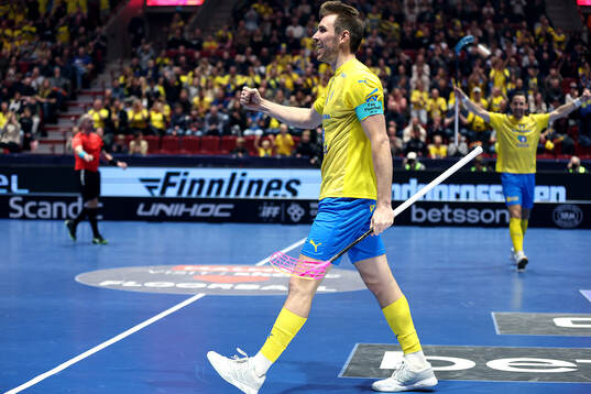 Tobias Gustafsson of Sweden celebrates
