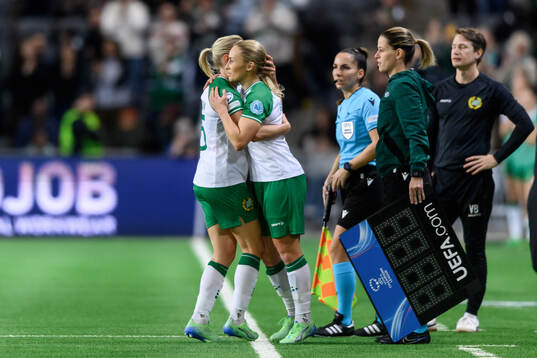 Ellen Gibson of Hammarby is substituted