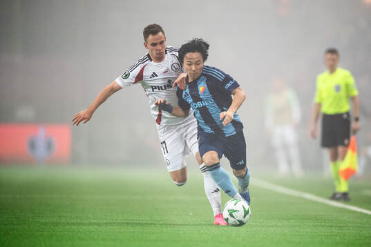 Kacper Chodyna of Legia Warszawa and Keita Kosugi of