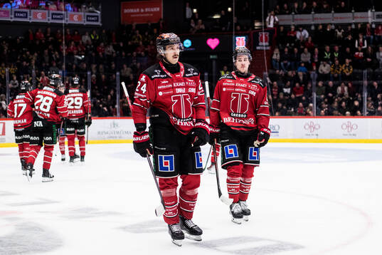 Örebros Hannes Björninen och Peetro Seppälä deppar