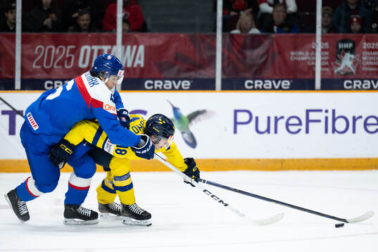 Jakub Chromiak of Slovakia and Victor Eklund of Sweden