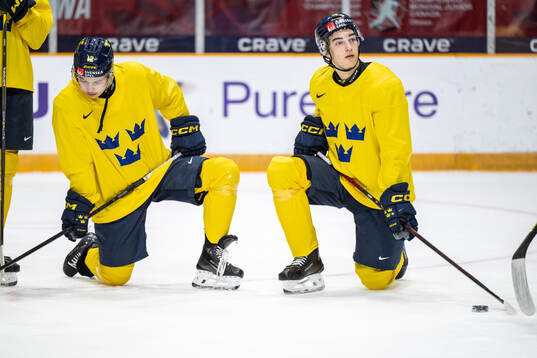 Isac Hedqvist and David Edstrom of Sweden at a practice