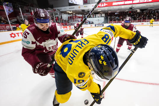 Darels Uljanskis of Latvia and Victor Eklund of Sweden