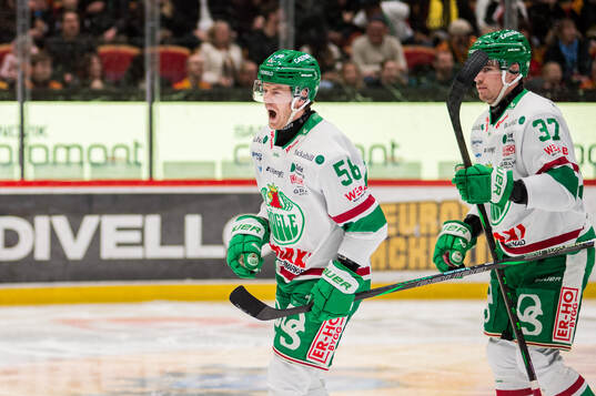 Rögles Filip Johansson jublar