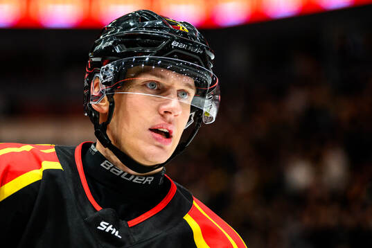Brynäs Oskar Lindblom jublar