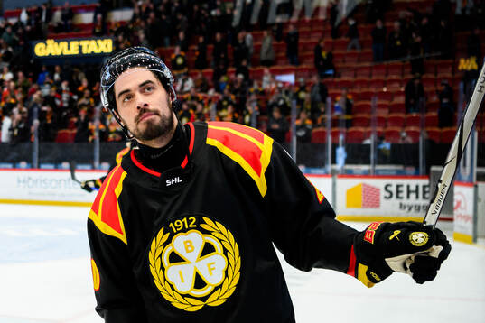 Brynäs Tyler Vesel jublar