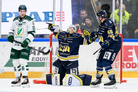Färjestads Per Åslund deppar och HV71s målvakt Hugo