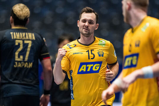 Hampus Wanne of Sweden celebrates