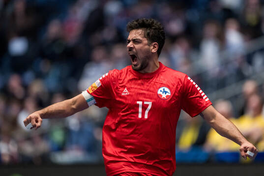 Rodrigo Salinas of Chile celebrates