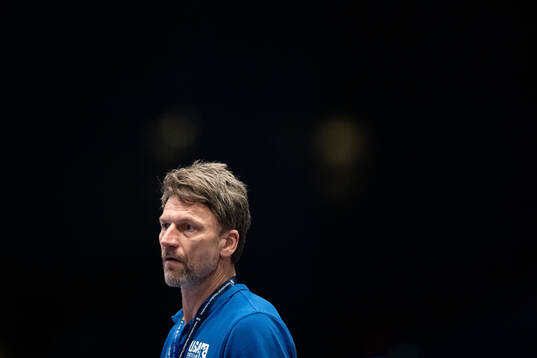 Head coach Robert Hedin of USA