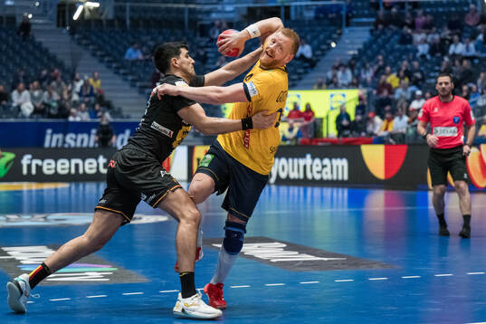 Miguel Sanchez Migallon Naranjo of Spain and Jim
