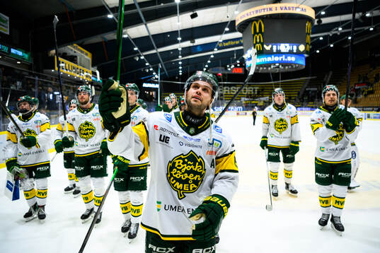 Björklövens Mattias Nörstebö jublar