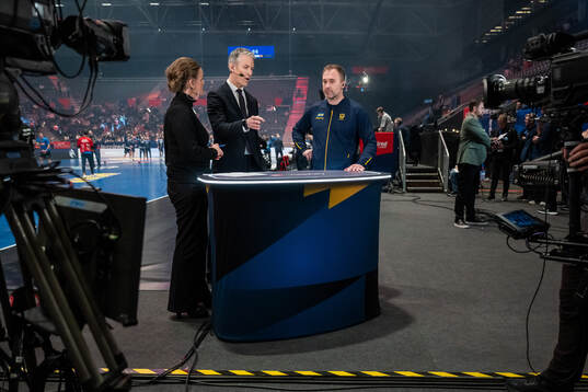 Head coach Michael Apelgren of Sweden is being interviewed