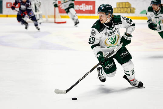 Färjestads Oskar Steen