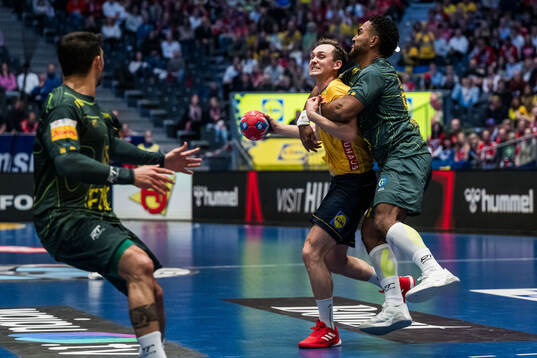Hampus Wanne of Sweden and Vincios Angelo Lima de Carvalho