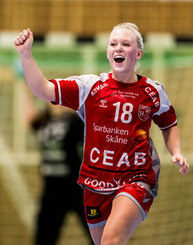 H65 Höörs Emely Persson jublar