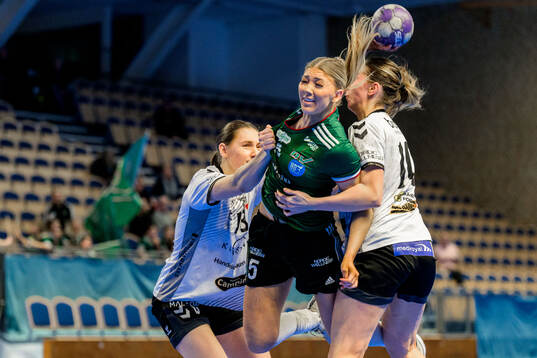 Skånelas Ania Rigole och OV Helsingborgs Alicia Björklund
