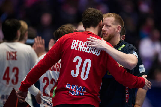 Goalkeeper Torbjørn Bergerud of Norway and Jim