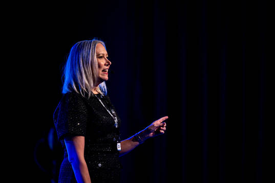 Helena Mueller, Grant Thornton