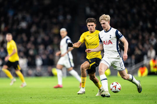 Besfort Zeneli of Elfsborg and Lucas Bergvall of Tottenham