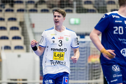 Ystad IFs Oskar Joelsson jublar