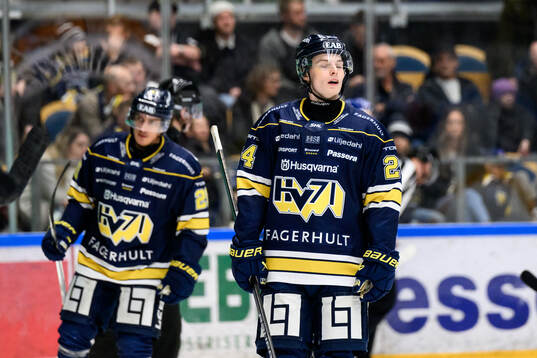 HV71s Oscar Fisker Molgaard deppar