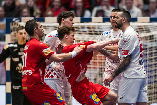 Lukas Lindhard Jørgensen of Denmark and Leon Susnja of