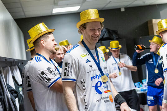 Ystad IFs Philip Stenmalm jublar