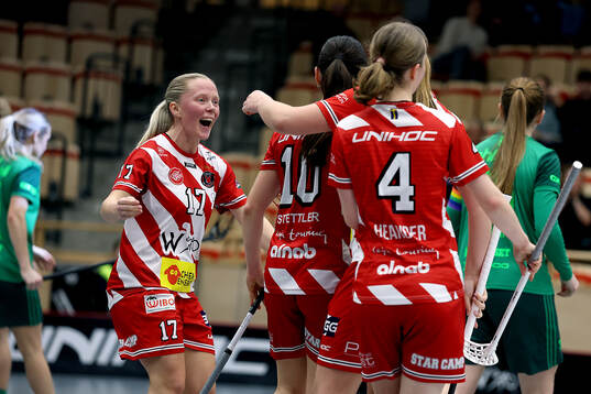 Pixbos Emma Stenberg jublar