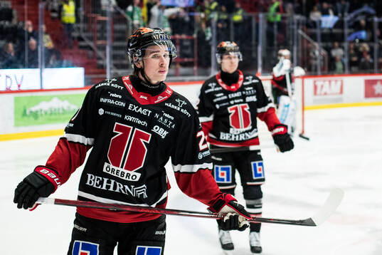Örebros Peetro Seppälä deppar
