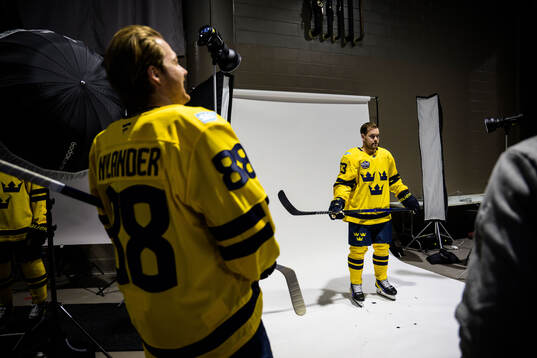 William Nylander and Viktor Arvidsson of Sweden