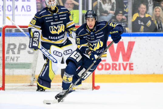 HV71s Jonathan Ang