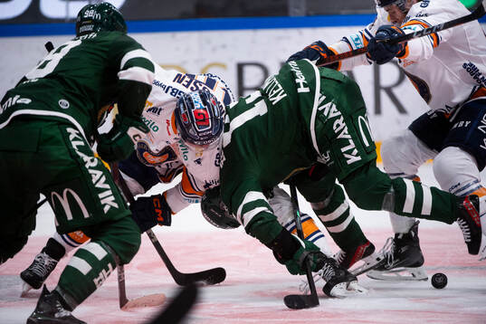 Växjös Dennis Rasmussen och Färjestads Joel Kellman