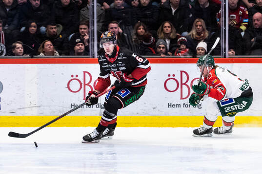 Örebros Filip Berglund och Frölundas Linus Weissbach