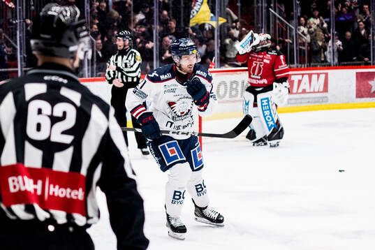 Linköpings Christoffer Ehn jublar