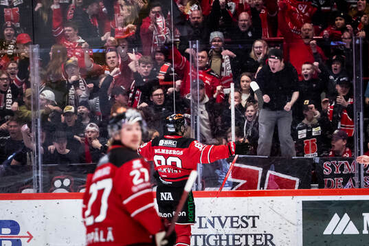 Örebros Patrik Karlkvist jublar vid 1-0