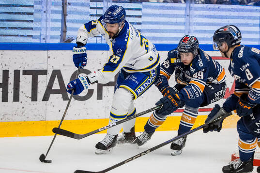 Leksands Marek Hrivik och Växjös Leo Sahlin Wallenius