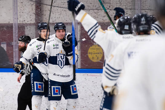 Sundsvalls spelare jublar