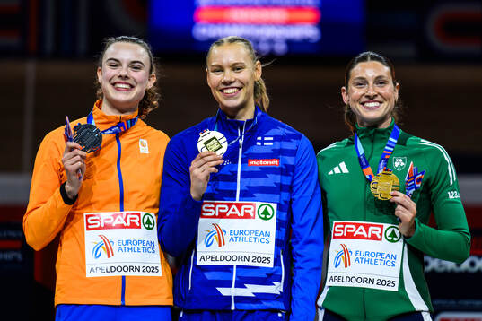 Silver medalist Sofie Dokter of Netherlands, gold medalist
