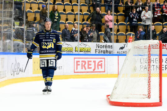 HV71s Olle Alsing deppar