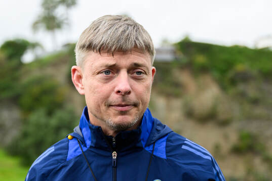Head coach Jon Dahl Tomasson of the Swedish men's national