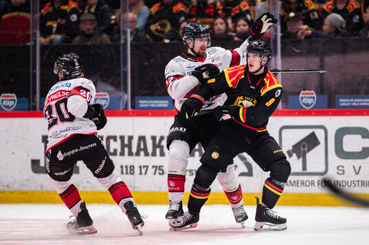 Malmö Redhawks Johan Ivarsson och Brynäs Victor