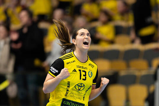 Sävehofs Irma Kocanovic jublar
