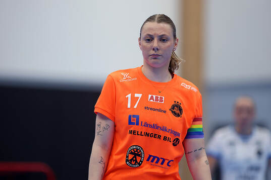 Rönbys lagkapten Matilda Lindgren