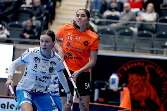 Kalmarsunds Dominika Buczek och Rönbys Emellie Gharaei